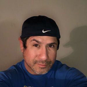 Meet your Posher, Robin